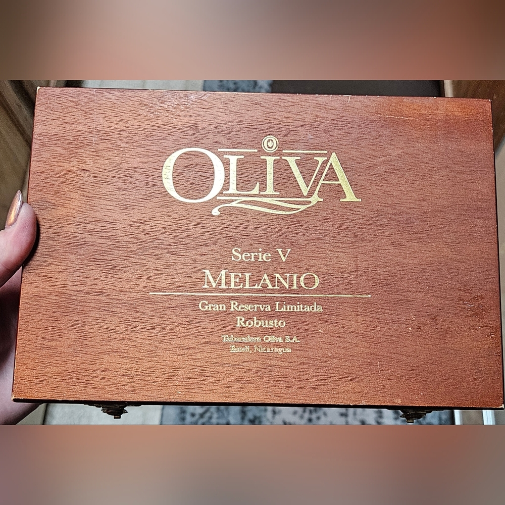 Olivia Serie V Gran Reserva Limitada Robusto Empty Collectible Box